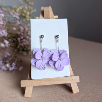 Lawendowe duże kwiaty - Ręcznie robione kolczyki z modeliny
