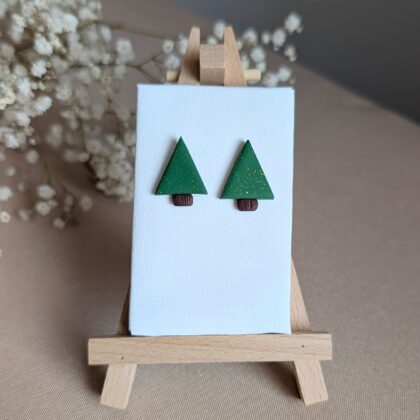 Świąteczne małe choinki - Ręcznie robione kolczyki z modeliny