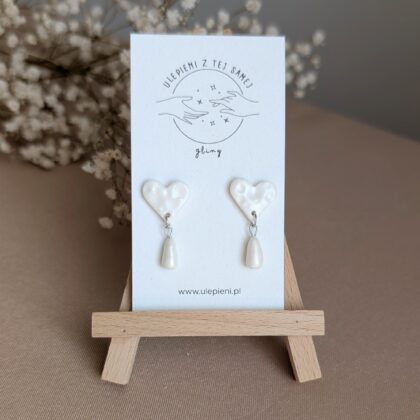 Perłowa miłość - Ręcznie robione kolczyki z modeliny