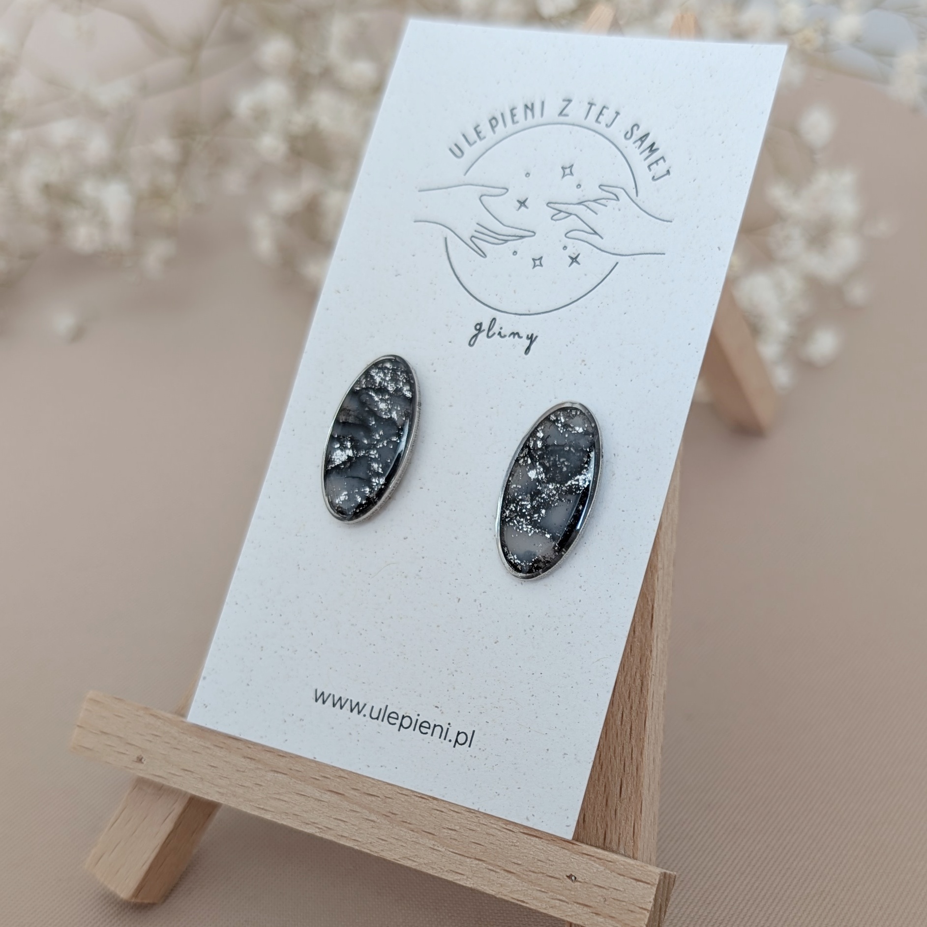 Czarno-srebrne sztyfty owalne - obrazek 2