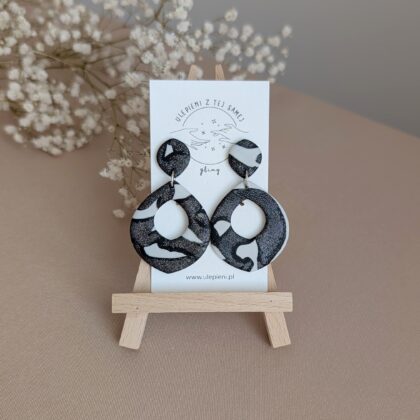 Duże wiszące, z abstrakcyjnym wzorem - Ręcznie robione kolczyki z modeliny