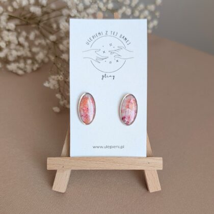 Różowo-koralowy marmurek - Ręcznie robione kolczyki z modeliny